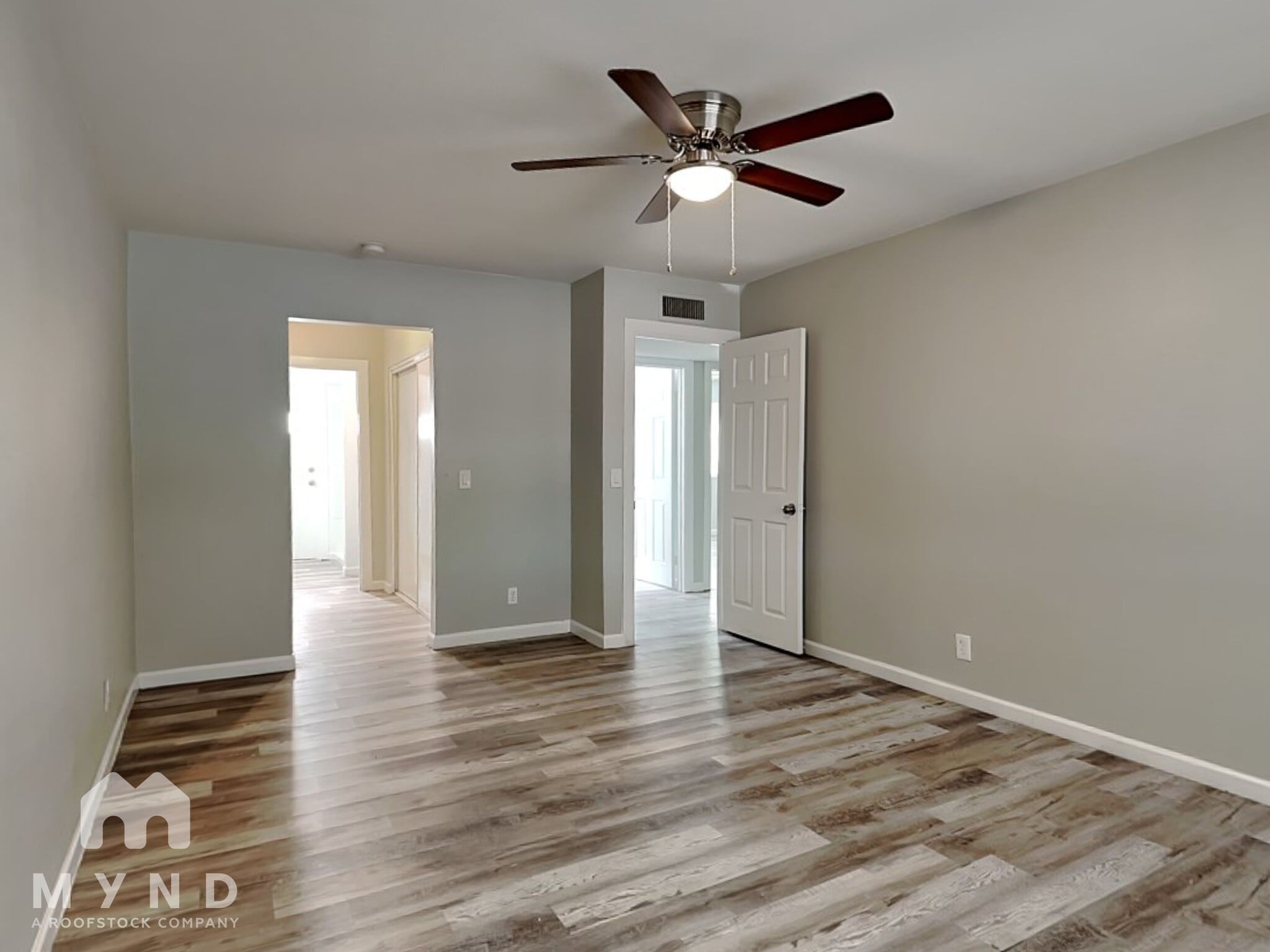 Building Photo - 2009 W Newcastle Cir