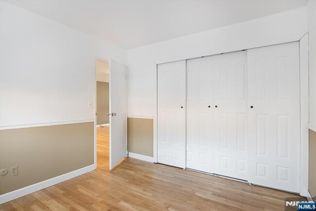 Building Photo - 53 Regency