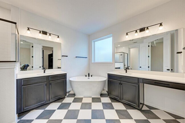 Building Photo - 156 Verdejo Dr