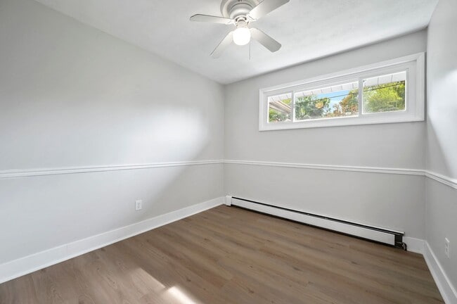 Building Photo - Gorgeous 3 bedroom home in Penn Hills avai...