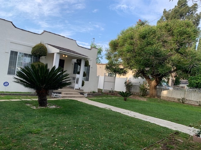 Fenced in yard - 15846 Marlin Pl