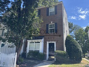 Building Photo - 8650 Neuse Landing Ln