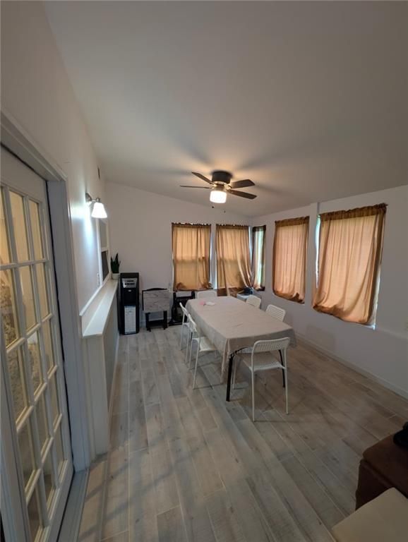 Building Photo - 3221 Bobolink Dr