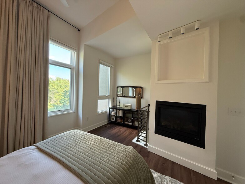 Building Photo - 4524 Mill Creek Pky