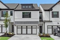 Building Photo - 4582 Cypress Pk Dr
