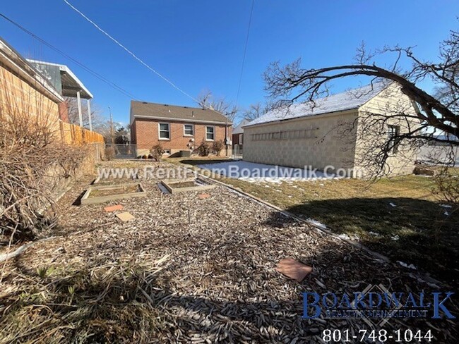 Building Photo - Great Remodeled Home in SLC