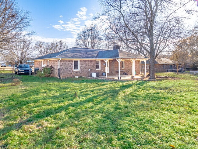 Building Photo - Available end of January.