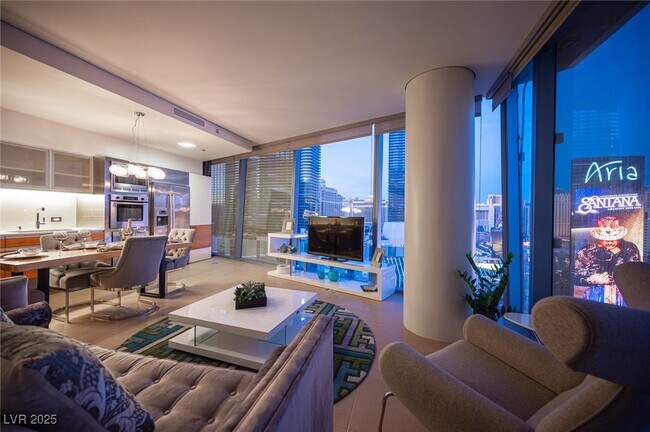 Building Photo - 3722 S Las Vegas Blvd