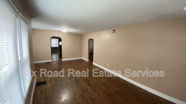 Building Photo - 1019 Burleigh Ave