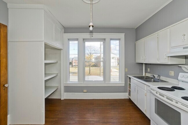 Building Photo - 1801 Northampton St