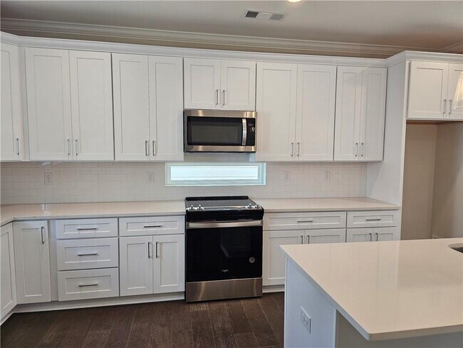 Building Photo - 2591 Ocean Walk Dr