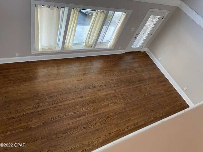 Building Photo - 1823 W 27th St
