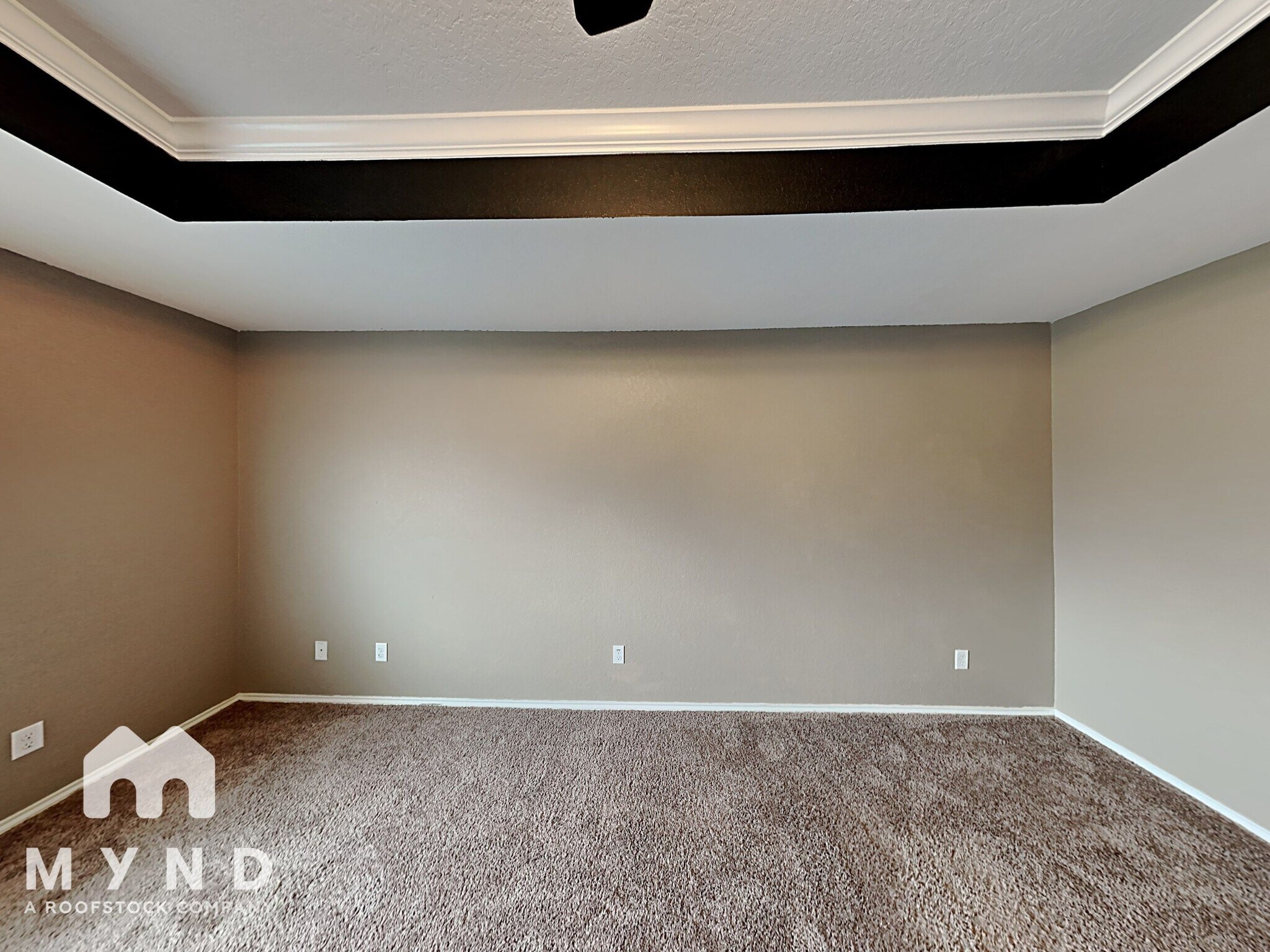 Building Photo - 9203 Silver Vista