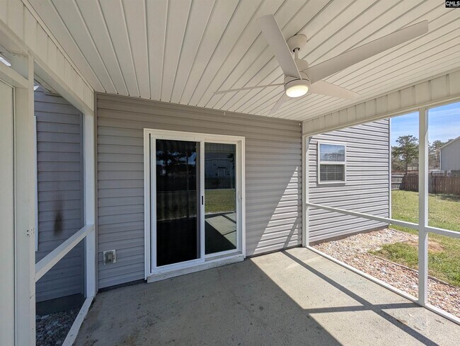 Building Photo - 13 Lillie Ln