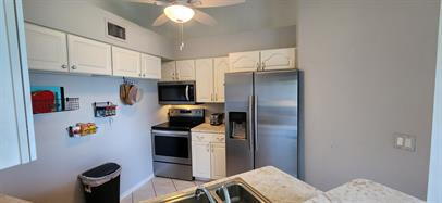 Building Photo - Great views from this fully furnished condo on the Indian River!