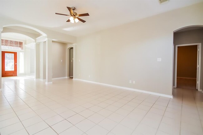 Building Photo - 4022 N Dawn Cypress Ct