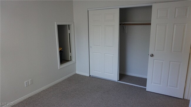 Building Photo - 9428 Aspen Glow Dr