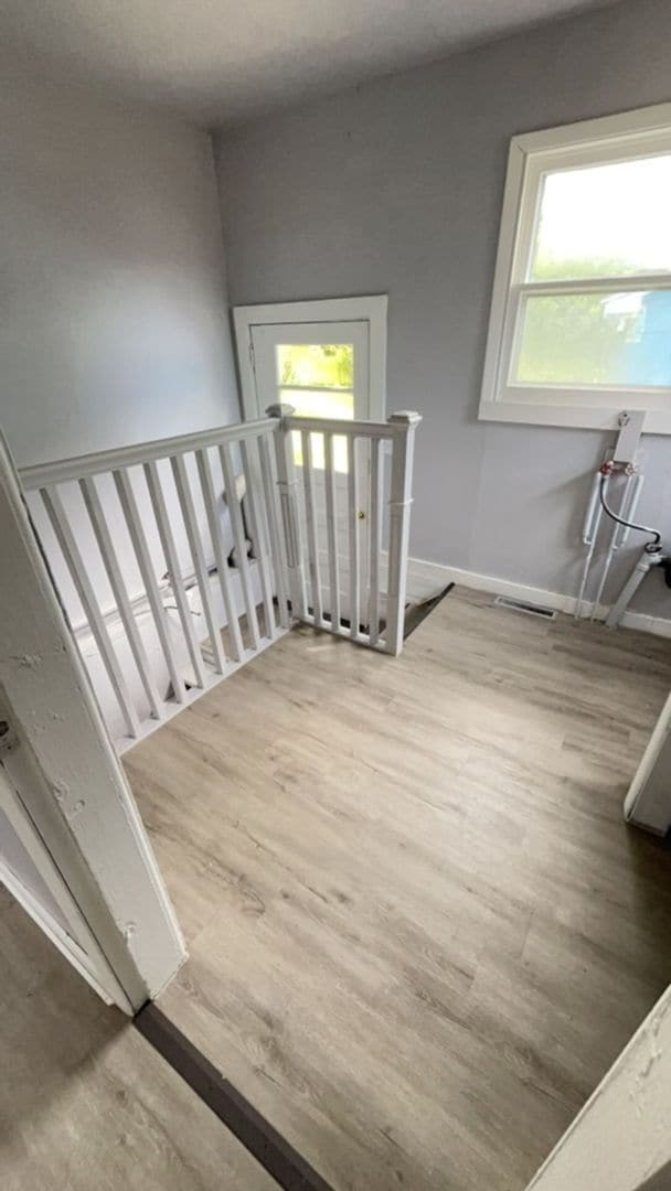 Building Photo - Single Family Home Available!