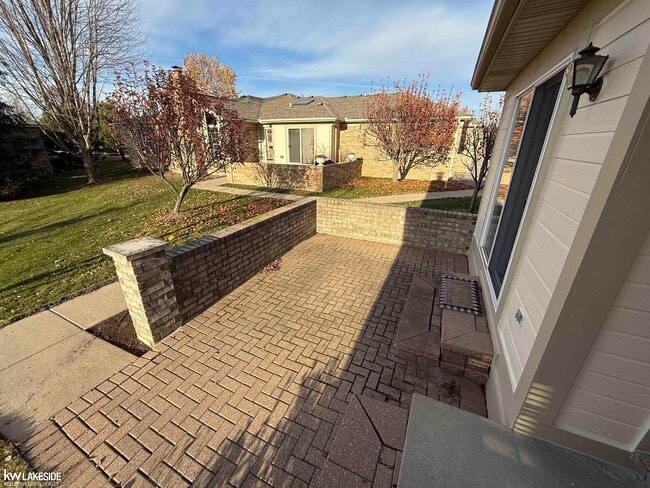 Building Photo - 50299 Highpoint Ct