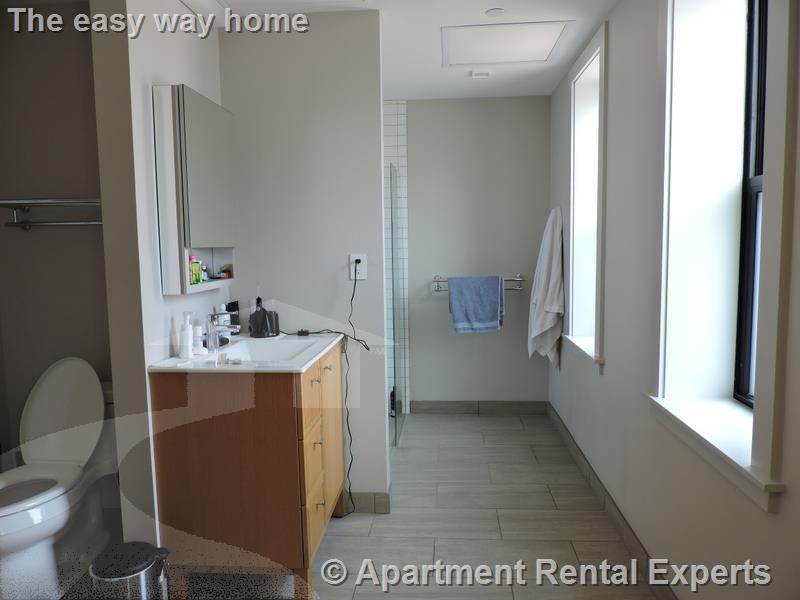 Building Photo - 115 Mt Auburn St