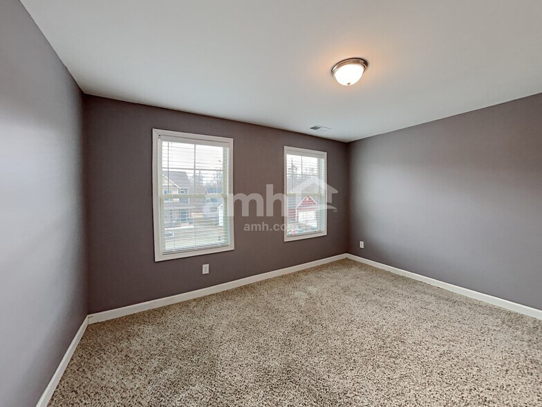 Building Photo - 232 Lanier Pl