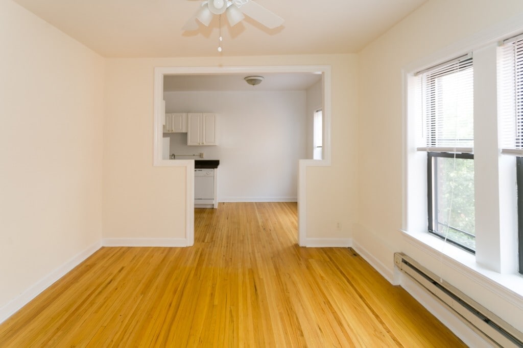 Building Photo - 3754 N Fremont St