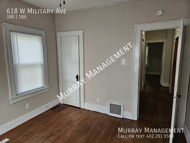 Building Photo - 618 W Military Ave
