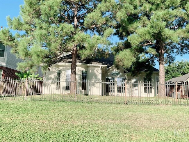 Building Photo - 16422 Pinon Vista Dr