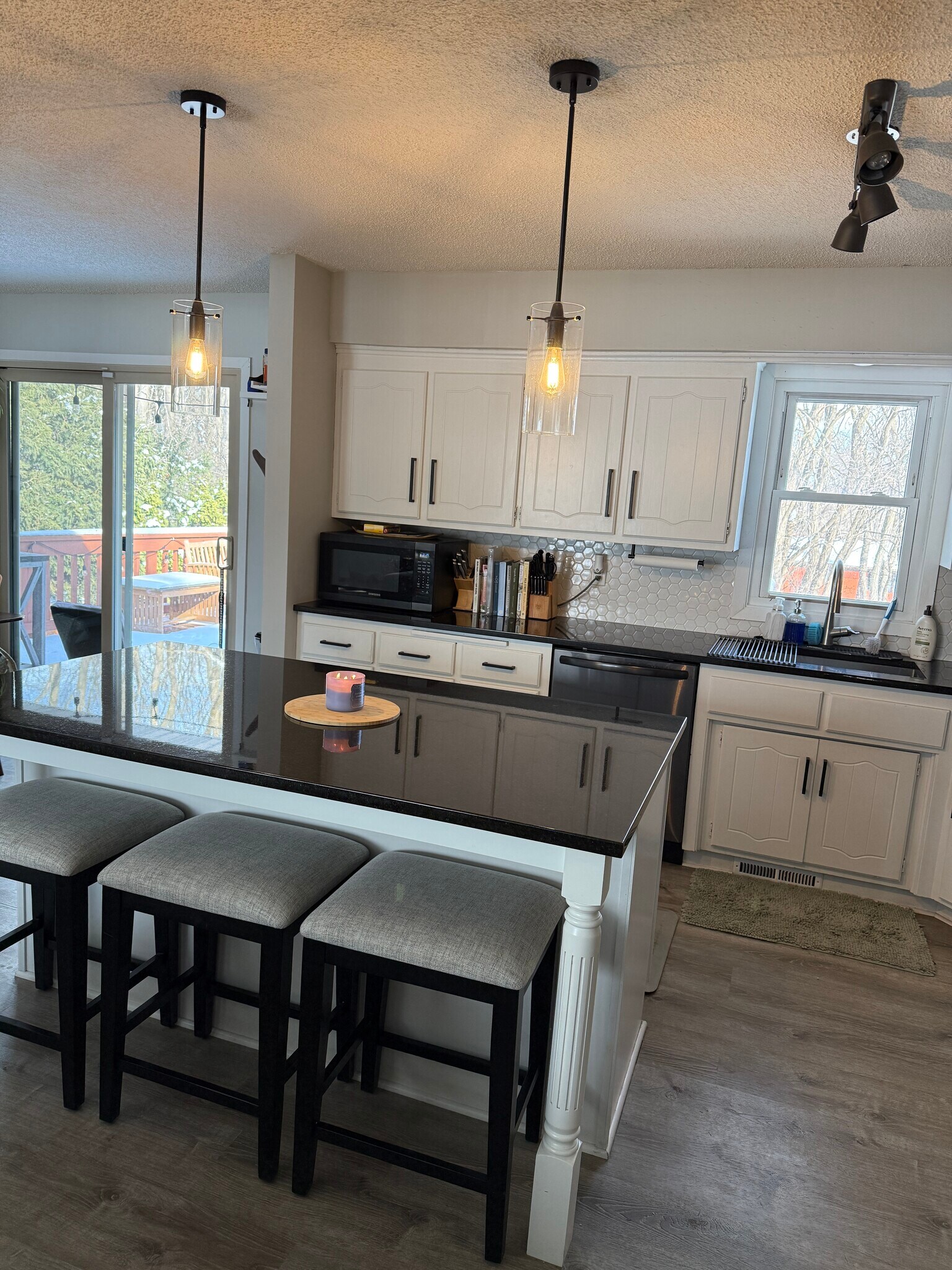 Kitchen - 15 Stinson Blvd