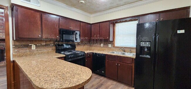 Building Photo - 3820 Meadowlark Dr