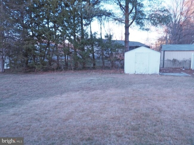 Building Photo - 12500 Sturdee Dr