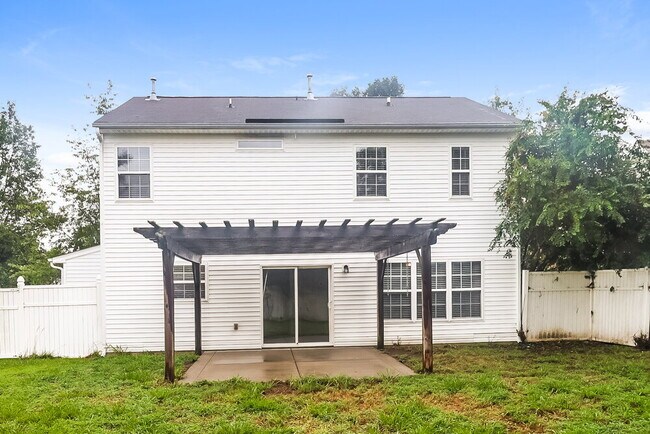 Building Photo - 15239 Pangborn Pl
