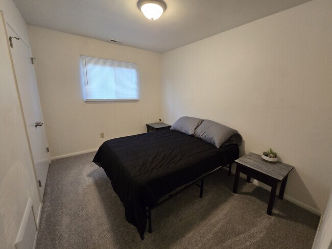 Building Photo - 3229 Bruno Dr