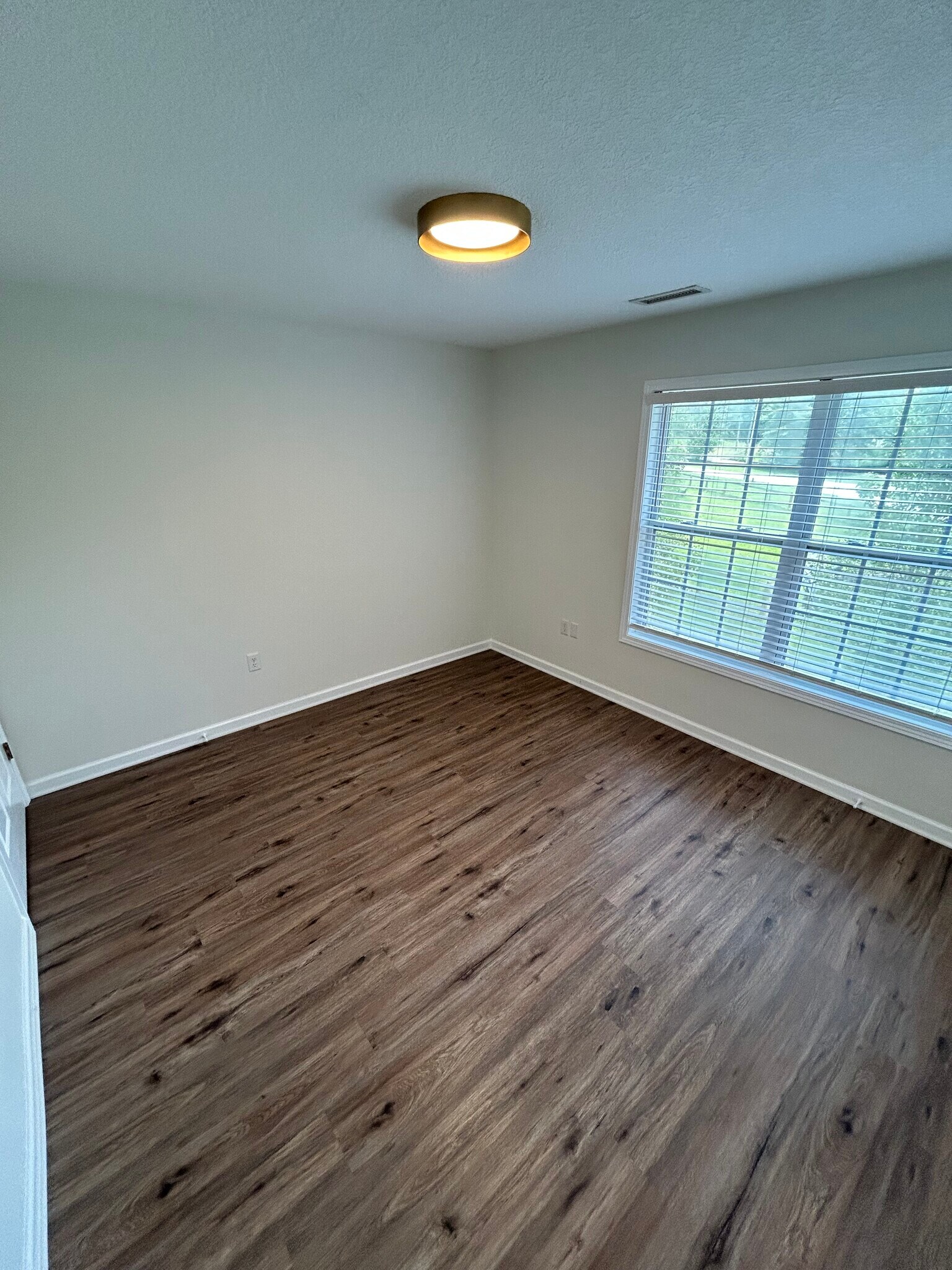 Building Photo - 53 Meadow Glen Ct