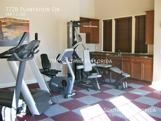 Building Photo - 7728 Plantation Cir
