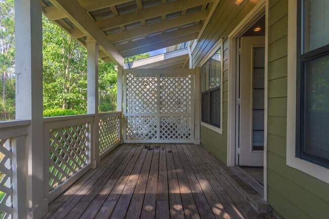 Building Photo - 114 Haven Cir