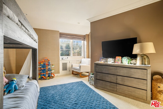 Building Photo - 10847 Bellagio Rd