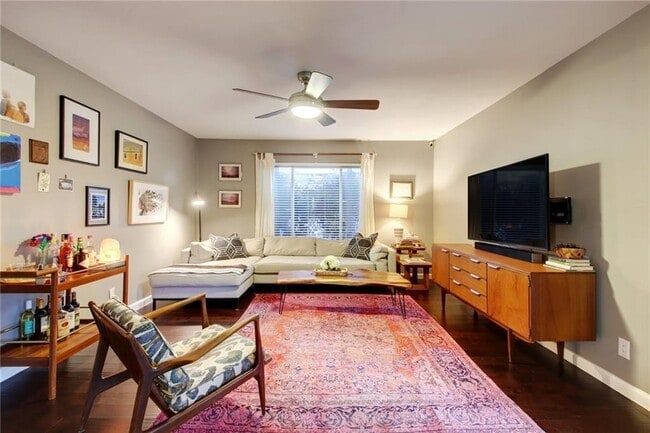 Building Photo - 7807 Lazy Ln