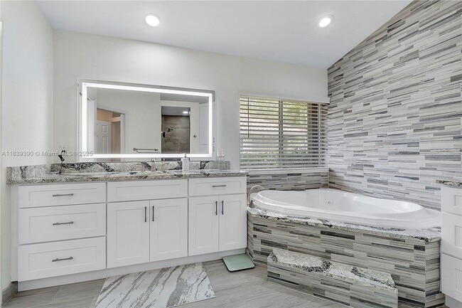 Building Photo - 5925 NW 97th Dr