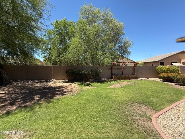 Building Photo - 21570 N 72nd Way