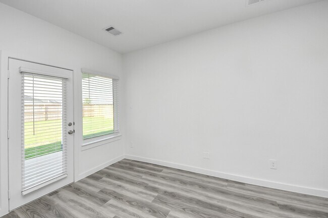 Building Photo - 10326 Penryn Frst Trl