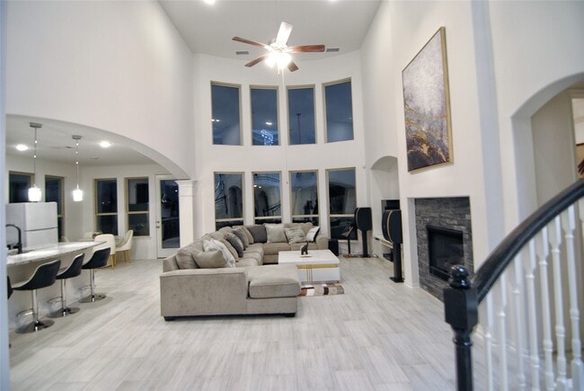 Building Photo - 30107 Alder Run Ln
