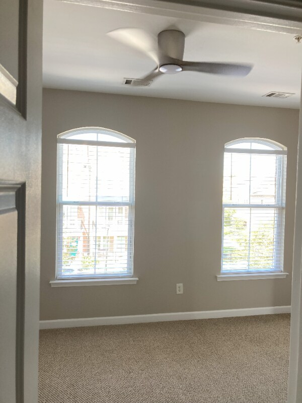 Building Photo - 2922B Yancey Way