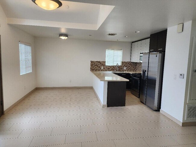 Building Photo - 7930 Wyngate St