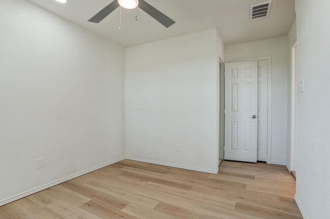 Building Photo - 4008 26th St