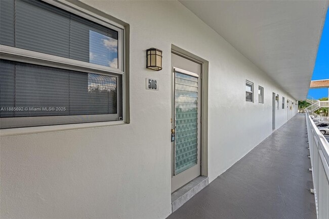 Building Photo - 5000 NW 36th St