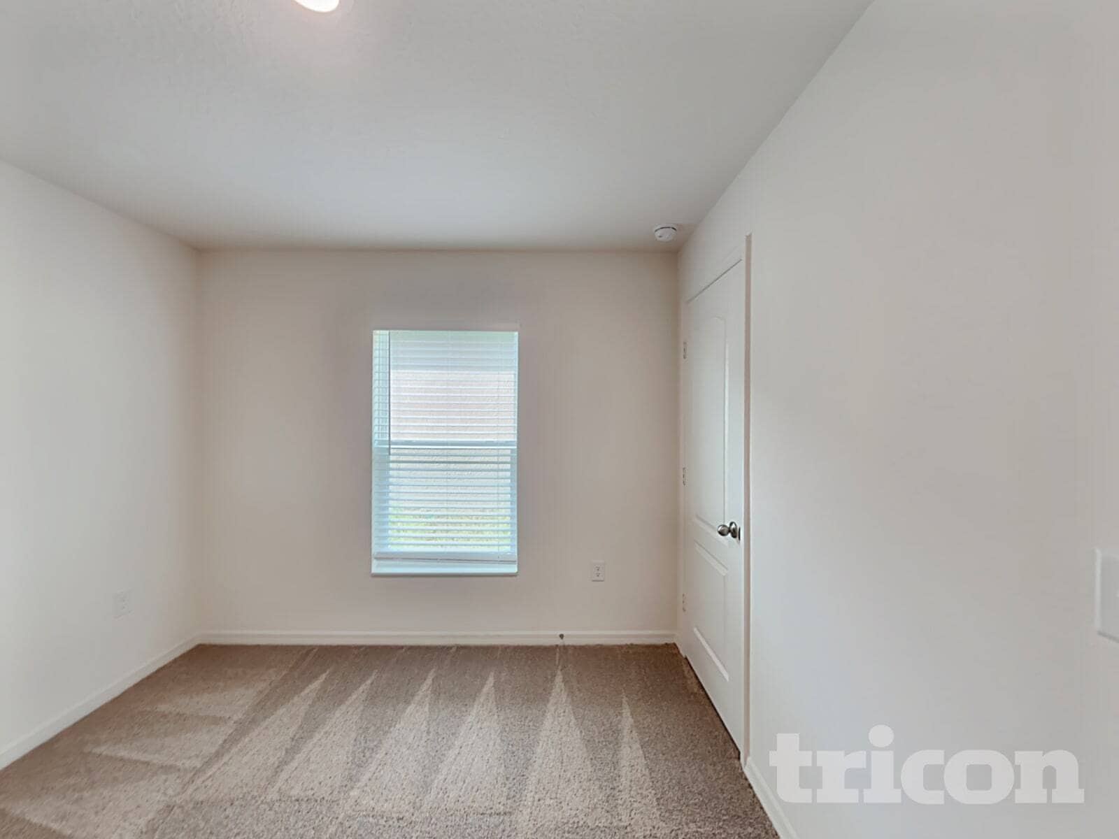 Building Photo - 6204 Dolostone Dr
