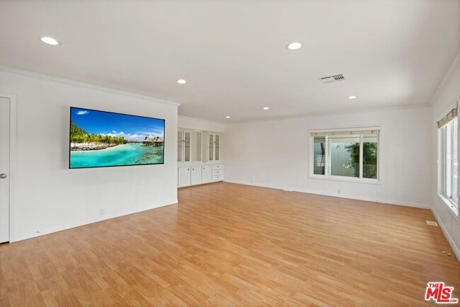 Building Photo - 29500 Heathercliff Rd