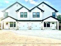 Building Photo - 1412 Ave M