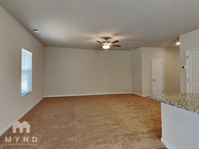 Building Photo - 349 Taverners Ln